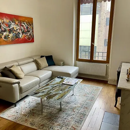 Διαμέρισμα Haussmannian Apartment-close Metro *